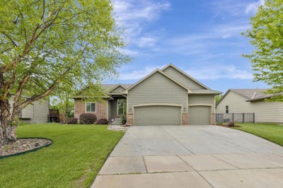 /international/us/2528-n-fieldstone-st-andover-ks-110099477677/
