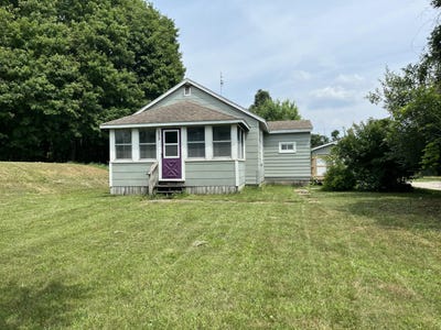 /international/us/6612-s-ferris-avenue-newaygo-mi-110100893994/