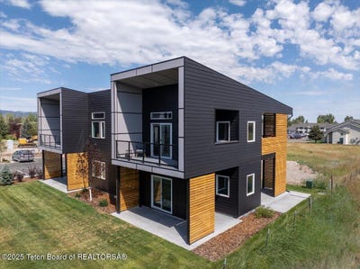 /international/us/140-larkspur-avenue-victor-id-110101167551/