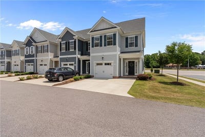 /international/us/2101-belden-avenue-chesapeake-va-110108947961/