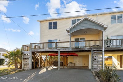 /international/us/208-beaufort-avenue-atlantic-beach-nc-110097851151/