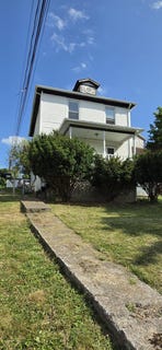 /international/us/415-n-randolph-st-lexington-va-110108848128/