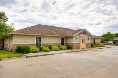 /international/us/1420-w-broadway-street-polk-city-ia-110099869960/?lang=en