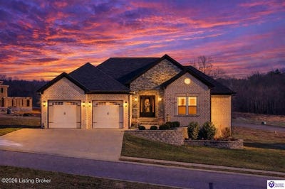 /international/us/105-bonfire-ln-elizabethtown-ky-110110268059/