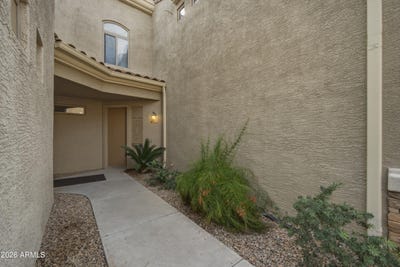 /international/us/955-e-knox-road-chandler-az-110105357861/
