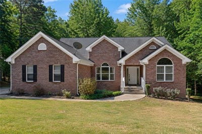 /international/us/2465-chandler-road-grayson-ga-110109158931/