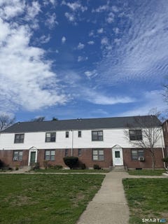/international/us/31-nob-hill-circle-bridgeport-ct-110107258822/