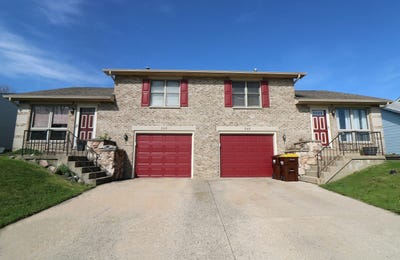 /international/us/860-868-carol-avenue-woodstock-il-110107889730/