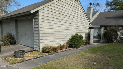 /international/us/120-ashley-place-new-bern-nc-110107631876/