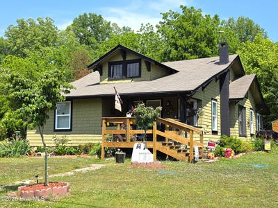 /international/us/48-fisher-street-andrews-nc-110108470478/