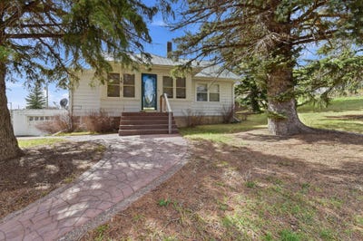 /international/us/175-main-street-n-highwood-mt-110107390717/