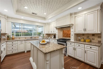 /international/us/403-s-valley-center-avenue-glendora-ca-110120612355/
