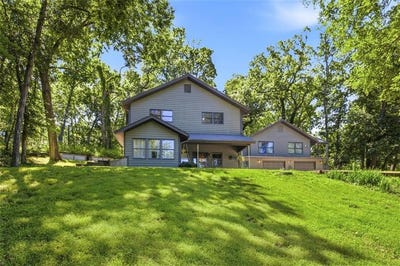 /international/us/11948-wooded-way-lane-oskaloosa-ks-110108794110/