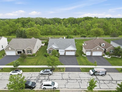 /international/us/15932-s-selfridge-circle-plainfield-il-110108228969/