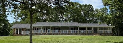 /international/us/7203-murphy-highway-mineral-bluff-ga-110098952939/