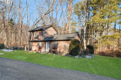 /international/us/455-brayman-hollow-road-pomfret-ct-110104954630/