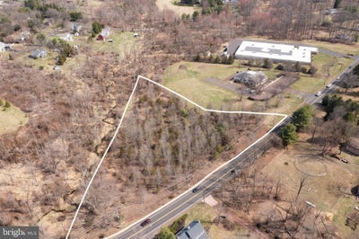 /international/us/668-durham-road-newtown-pa-110098299229/