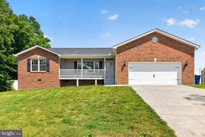 /international/us/108-augusta-avenue-grottoes-va-110108766716/