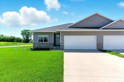 /international/us/4507-donald-drive-cedar-falls-ia-110100997694/