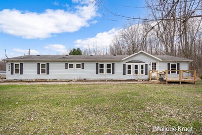 /international/us/4328-105th-avenue-allegan-mi-110106721726/