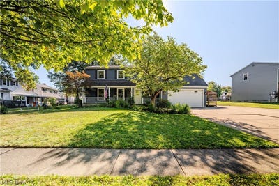 /international/us/10027-peachtree-drive-strongsville-oh-110110380152/