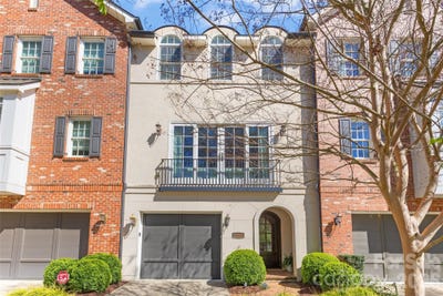 /international/us/1624-lombardy-circle-charlotte-nc-110106734276/