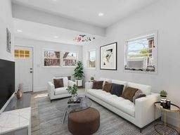 /international/us/21-52-48th-street-astoria-ny-110107394645/