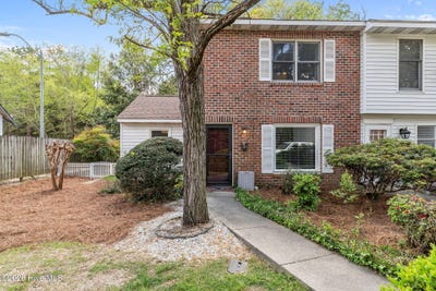 /international/us/735-n-bennett-street-southern-pines-nc-110106975997/