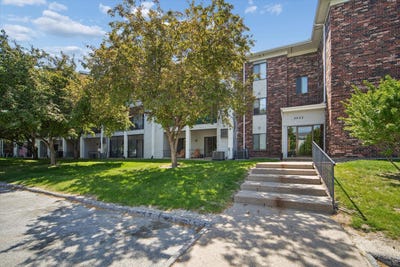 /international/us/4805-86th-st-unit-5-urbandale-ia-110108170516/
