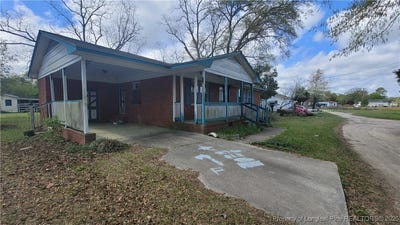 /international/us/174-jane-road-maxton-nc-110098543954/