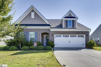 /international/us/269-double-crest-drive-taylors-sc-110109978125/