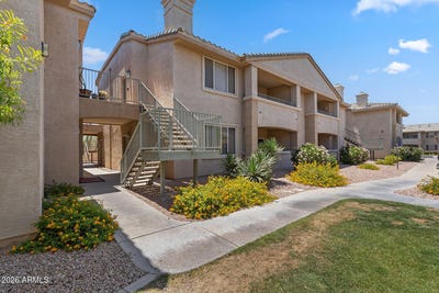 /international/us/16013-s-desert-foothills-parkway-phoenix-az-110108193494/