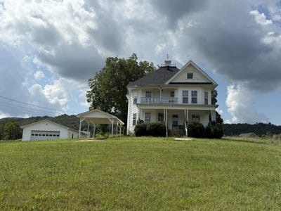 /international/us/838-state-garage-road-albany-ky-110101429055/