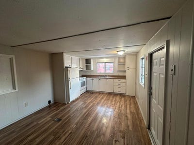 /international/us/715-college-avenue-old-town-me-110100754662/