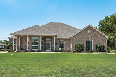 /international/us/33-county-road-3571-era-tx-110101453761/