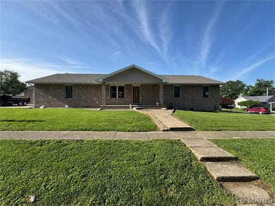 /international/us/321-w-hamilton-street-palmyra-mo-110108177014/
