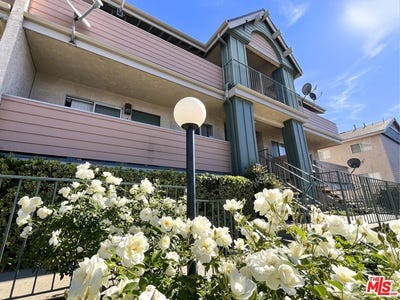 /international/us/13144-bromont-ave-sylmar-ca-110106478321/