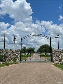 /international/us/20720-buck-fawn-drive-edinburg-tx-110103483639/