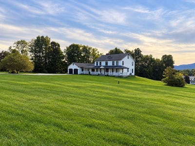 /international/us/969-post-road-rutland-town-vt-110120530072/