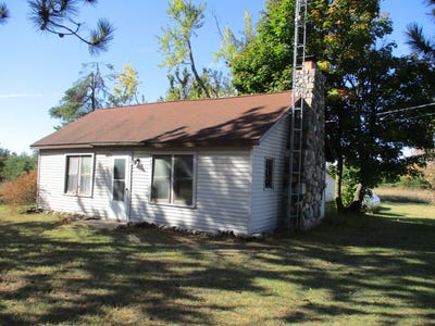 /international/us/1940-townline-road-lewiston-mi-110102915891/