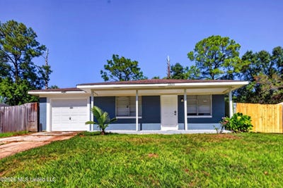 /international/us/3825-jody-street-moss-point-ms-110120725352/