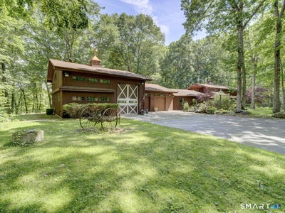 /international/us/140-old-willimantic-road-columbia-ct-110109102954/