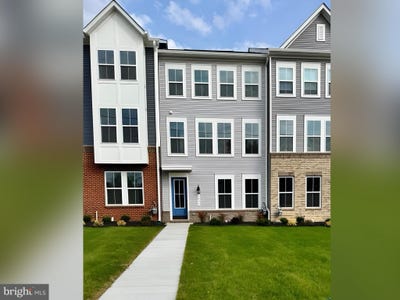 /international/us/1877-shookstown-road-frederick-md-110103717967/