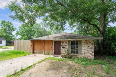 /international/us/4956-bawell-st-baton-rouge-la-110099983400/