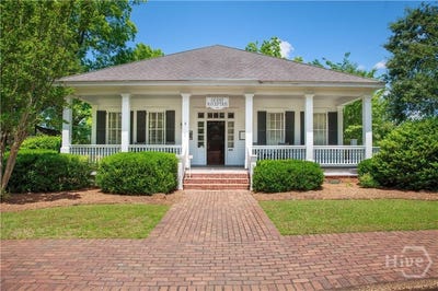 /international/us/125-langston-circle-perry-ga-110092739362/
