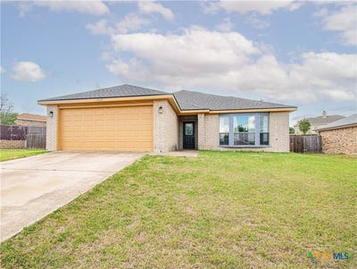 /international/us/2001-matt-drive-copperas-cove-tx-110107288495/