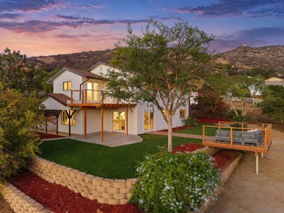/international/us/14475-pebble-canyon-dr-poway-ca-110110194891/