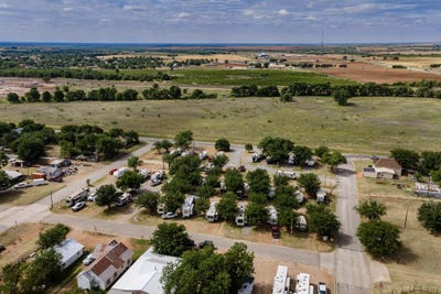 /international/us/1604-c-nw-childress-tx-110108091692/