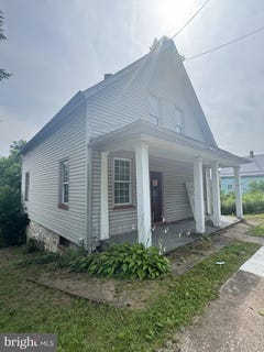 /international/us/199-iron-street-johnstown-pa-110109467615/