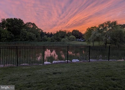 /international/us/335-royal-hunt-way-lititz-pa-110100848136/